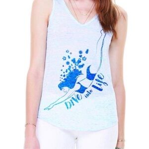 The Admirals Daughter- Dive into Life Tank
Size Large